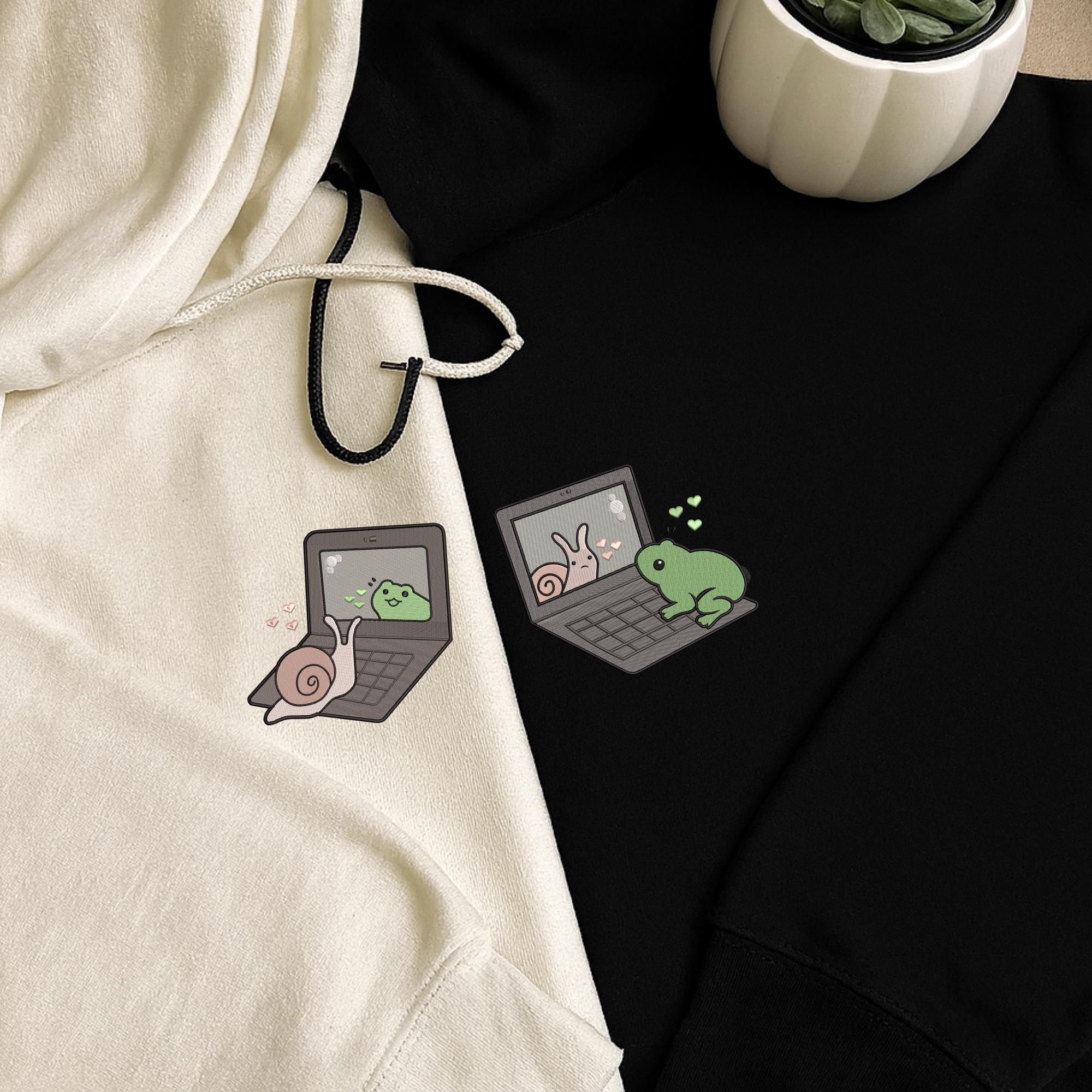 Snail Frog Laptop Embroidery Design Pattern