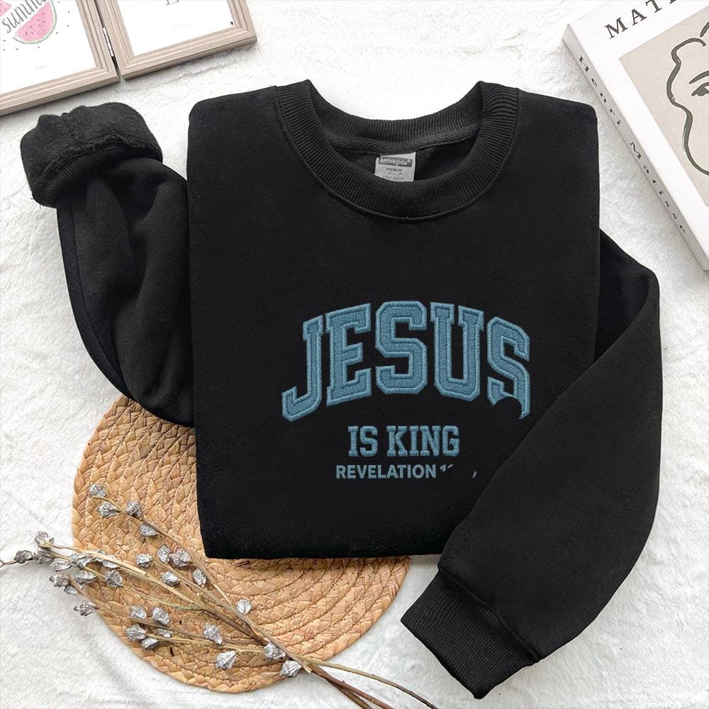 Jesus Is King Embroidery Pattern - PES DST EXP JEF VP3 - ThredViora